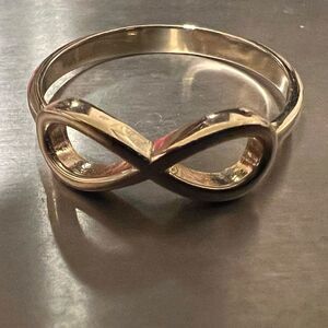 14k Solid Gold Infinity Ring | Size 8 | Gift | Everyday Jewelry | Fine Jewelry |